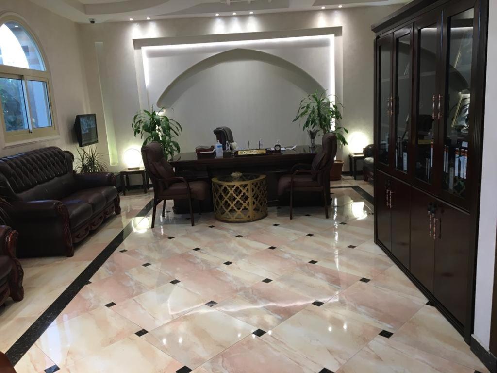 Al Rahaba Palace Furnished Units Hawaya Buitenkant foto